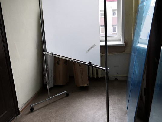 Изготовление мобильных, разборных стендов на колесиках