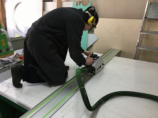 Резка оргстекла