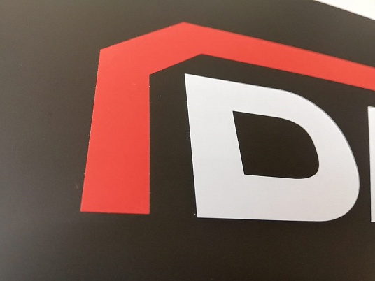 Таблички из пластика ПВХ с пленкой