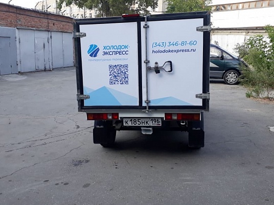 Реклама на коммерческий автомобиль Лада гранта Фургон. Компания Холодок Экспресс